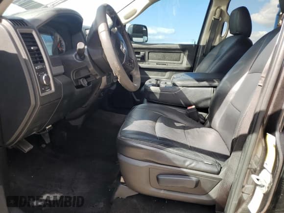 ✅ 2016 Ram 2500 Tradesman • VIN: 3C6UR5CL6GG121056 • Lot: 86785465. Wystawiony na Copart z przebiegiem 186 702 mil. Bezpłatny archiwum sprzedaży aukcyjnych z USA i szczegółowy raport historii pojazdu na DreamBid. Zdjęcie 7.