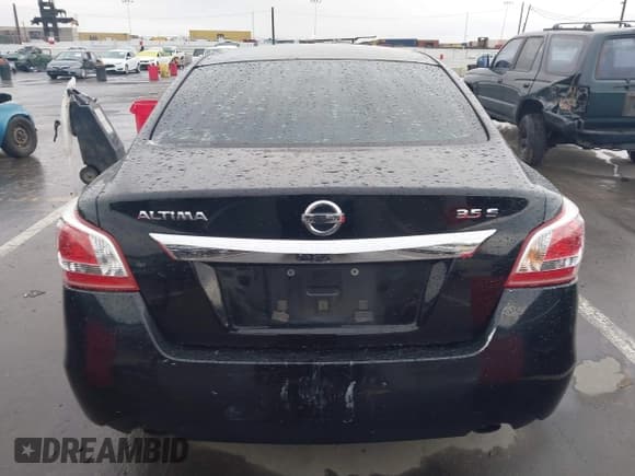 ✅ 2013 Nissan Altima SV • VIN: 1N4BL3AP1DC233215 • Lot: 41770839. Listed on IAAI with Not provided. Free auction sales archive from the USA and detailed vehicle history report at DreamBid. Image 16.