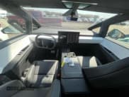 ✅ 2024 Tesla Cybertruck • VIN: 7G2CEHED8RA017372 • Lot: 54820745. Listed on Copart with 10,870 mi. Free auction sales archive from the USA and detailed vehicle history report at DreamBid. Image 6.