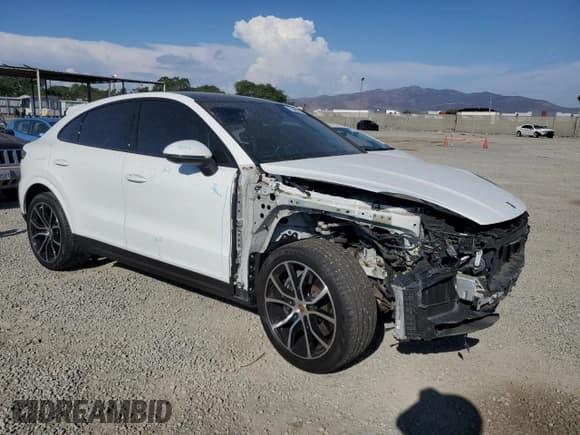 ✅ 2023 Porsche Cayenne • VIN: WP1BA2AYXPDA25852 • Lot: 71499735. Wystawiony na Copart z przebiegiem 27 128 mil. Bezpłatny archiwum sprzedaży aukcyjnych z USA i szczegółowy raport historii pojazdu na DreamBid. Zdjęcie 4.