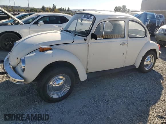 ✅ 1974 Volkswagen Beetle • VIN: 1342523354 • Lot: 76936864. Listed on Copart with 9,131 mi. Free auction sales archive from the USA and detailed vehicle history report at DreamBid. Image 1.