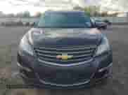 2014 Chevrolet Traverse LT z VIN 1GNKRGKD2EJ106126, wystawiony jako Copart lot #82273195 z przebiegiem 234 917 mil mil oraz Szkoda całkowita • Salvage title. Historia ofert i sprzedaży dostępna na DreamBid. Obrazek 5.