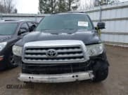 ✅ 2011 Toyota Sequoia Limited • VIN: 5TDJY5G10BS050146 • Lot: 41612884. Wystawiony na IAAI z przebiegiem 217 664 mil. Bezpłatny archiwum sprzedaży aukcyjnych z USA i szczegółowy raport historii pojazdu na DreamBid. Zdjęcie 12.