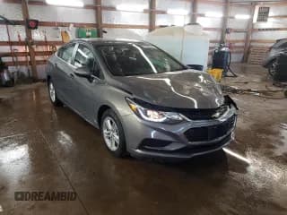 ✅ 2018 Chevrolet Cruze LT • VIN: 1G1BE5SM9J7178725 • Lot: 65946842. Listed on Copart with 43,511 mi. Free auction sales archive from the USA and detailed vehicle history report at DreamBid. Image 1.