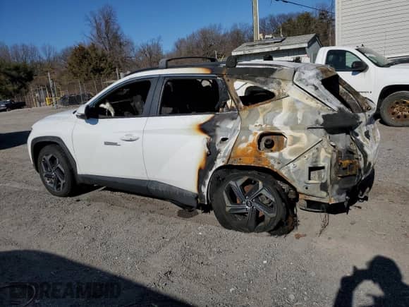 2022 Hyundai Tucson SEL с VIN KM8JBDA26NU081149, выставлен на аукционе Copart как лот 47649985 с пробегом Не указан миль и Списание • Salvage title. История ставок и продаж доступна на DreamBid. Изображение 2.