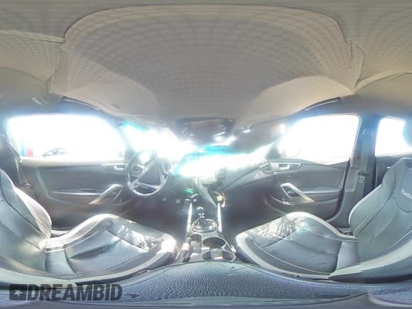 ✅ 2014 Hyundai Veloster Turbo • VIN: KMHTC6AE2EU204537 • Лот: 69132765. Опубликован ранее на Copart с пробегом 130 390 миль. Бесплатный доступ к архиву аукционных продаж из США и подробный отчёт об истории автомобиля на DreamBid. Изображение 15.