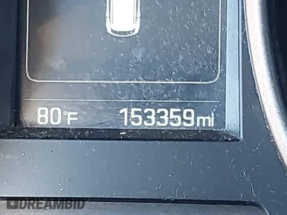 2018 Hyundai Santa Fe 2.4L z VIN 5XYZT3LB7JG556833, wystawiony jako IAAI lot #43456339 z przebiegiem 153 359 mil mil oraz . Historia ofert i sprzedaży dostępna na DreamBid. Obrazek 15.