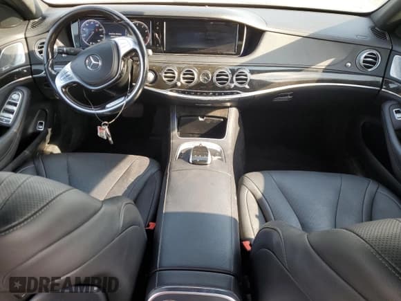 ✅ 2015 Mercedes-Benz S 550 • VIN: WDDUG8FB2FA080916 • Lot: 66937805. Listed on Copart with 32,690 mi. Free auction sales archive from the USA and detailed vehicle history report at DreamBid. Image 8.