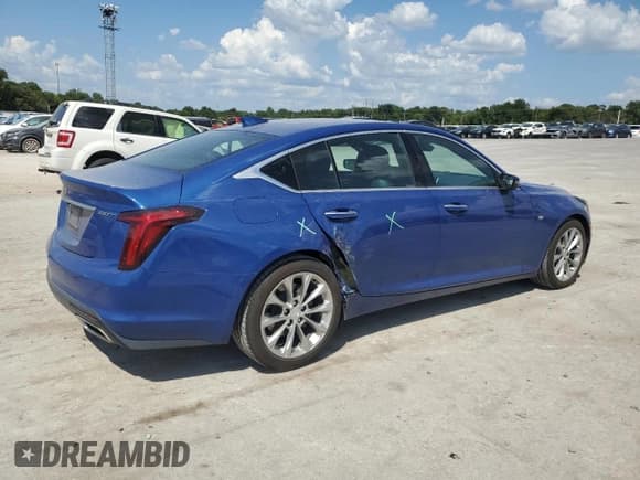 ✅ 2021 Cadillac CT5 Premium Luxury • VIN: 1G6DN5RK8M0113935 • Lot: 69460095. Wystawiony na Copart z przebiegiem 102 606 mil. Bezpłatny archiwum sprzedaży aukcyjnych z USA i szczegółowy raport historii pojazdu na DreamBid. Zdjęcie 3.