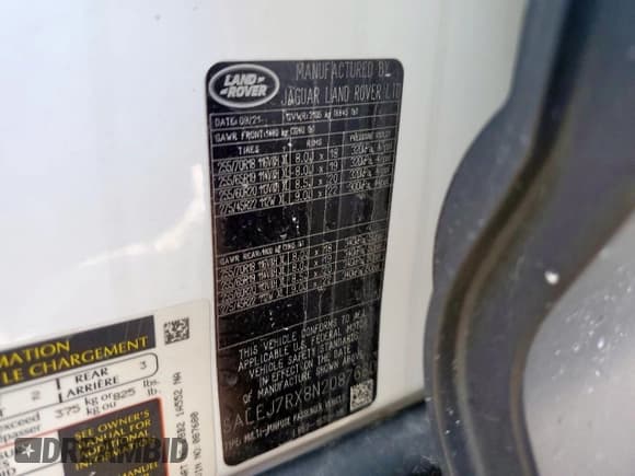 ✅ 2022 Land Rover Defender S • VIN: SALEJ7RX8N2087680 • Lot: 81625825. Wystawiony na Copart z przebiegiem 58 475 mil. Bezpłatny archiwum sprzedaży aukcyjnych z USA i szczegółowy raport historii pojazdu na DreamBid. Zdjęcie 11.