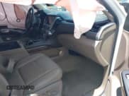 ✅ 2015 Chevrolet Suburban LT • VIN: 1GNSCJKC5FR587787 • Lot: 42801743. Wystawiony na IAAI z przebiegiem Nie podano. Bezpłatny archiwum sprzedaży aukcyjnych z USA i szczegółowy raport historii pojazdu na DreamBid. Zdjęcie 5.