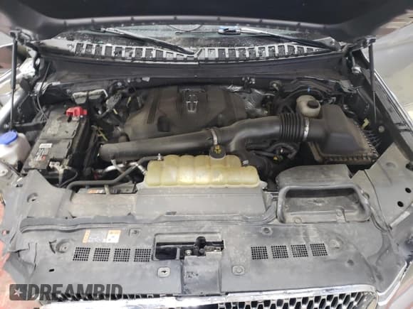 ✅ 2020 Lincoln Navigator Reserve • VIN: 5LMJJ2LT6LEL17168 • Lot: 46801685. Listed on Copart with 40,230 mi. Free auction sales archive from the USA and detailed vehicle history report at DreamBid. Image 12.