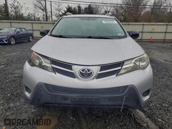 ✅ 2015 Toyota RAV4 LE • VIN: JTMBFREV0FD127073 • Lot: 95066585. Listed on Copart with 225,423 mi. Free auction sales archive from the USA and detailed vehicle history report at DreamBid. Image 5.