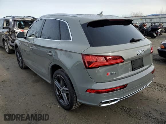 ✅ 2020 Audi SQ5 Premium • VIN: WA1A4AFY8L2097544 • Лот: 73139342. Опубликован ранее на Copart с пробегом 22 057 миль. Бесплатный доступ к архиву аукционных продаж из США и подробный отчёт об истории автомобиля на DreamBid. Изображение 2.
