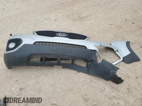 ✅ 2011 Kia Sorento EX • VIN: 5XYKU4A29BG182248 • Лот: 52003655. Опубликован ранее на Copart с пробегом 140 327 миль. Бесплатный доступ к архиву аукционных продаж из США и подробный отчёт об истории автомобиля на DreamBid. Изображение 12.