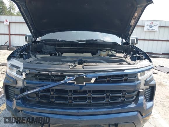 ✅ 2022 Chevrolet Silverado 1500 RST • VIN: 1GCUDEED1NZ527417 • Lot: 42400580. Wystawiony na IAAI z przebiegiem 54 675 mil. Bezpłatny archiwum sprzedaży aukcyjnych z USA i szczegółowy raport historii pojazdu na DreamBid. Zdjęcie 10.