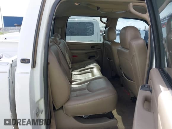 ✅ 2005 Chevrolet Silverado 2500HD LS • VIN: 1GCHK23245F845623 • Lot: 38526808. Listed on IAAI with 160,654 mi. Free auction sales archive from the USA and detailed vehicle history report at DreamBid. Image 8.