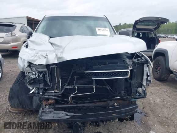 2011 Chevrolet Tahoe Commercial with VIN 1GNSK2E04BR374401, listed as a IAAI auction lot 41960892 with 86,267 mi miles and . Bid and sale history available at DreamBid. Image 13.