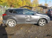 ✅ 2013 Toyota RAV4 XLE • VIN: JTMRFREV0D5005898 • Lot: 43580921. Listed on IAAI with 172,608 mi. Free auction sales archive from the USA and detailed vehicle history report at DreamBid. Image 13.