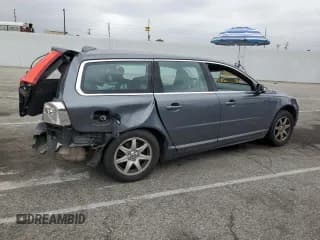 ✅ 2008 Volvo V70 • VIN: YV1BW982081041245 • Lot: 55860225. Listed on Copart with 80,430 mi. Free auction sales archive from the USA and detailed vehicle history report at DreamBid. Image 3.