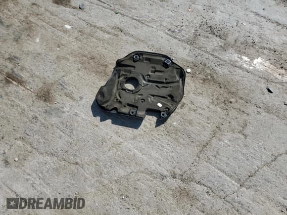 ✅ 2018 MINI Countryman Cooper S • VIN: WMZYT3C35J3D99329 • Lot: 86631935. Wystawiony na Copart z przebiegiem 134 503 mil. Bezpłatny archiwum sprzedaży aukcyjnych z USA i szczegółowy raport historii pojazdu na DreamBid. Zdjęcie 12.