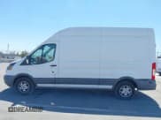 ✅ 2016 Ford Transit • VIN: 1FTYR2XMXGKB33232 • Lot: 42000325. Wystawiony na IAAI z przebiegiem 82 859 mil. Bezpłatny archiwum sprzedaży aukcyjnych z USA i szczegółowy raport historii pojazdu na DreamBid. Zdjęcie 14.