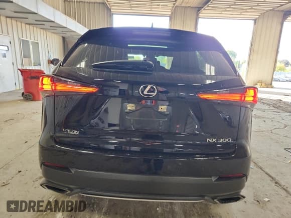 ✅ 2020 Lexus NX 300 F Sport • VIN: JTJSARDZXL5012843 • Lot: 85551695. Wystawiony na Copart z przebiegiem 203 783 mil. Bezpłatny archiwum sprzedaży aukcyjnych z USA i szczegółowy raport historii pojazdu na DreamBid. Zdjęcie 6.