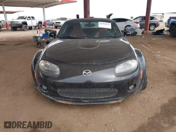 ✅ 2008 Mazda MX-5 Miata Grand Touring • VIN: JM1NC25F880142405 • Лот: 43393819. Опубликован ранее на IAAI с пробегом 86 957 миль. Бесплатный доступ к архиву аукционных продаж из США и подробный отчёт об истории автомобиля на DreamBid. Изображение 12.