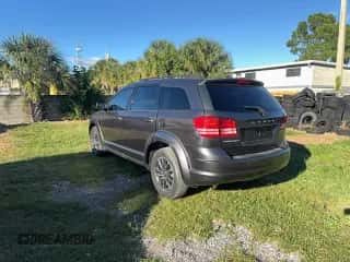 ✅ 2018 Dodge Journey SE • VIN: 3C4PDCABXJT183528 • Lot: 86530795. Wystawiony na Copart z przebiegiem 87 113 mil. Bezpłatny archiwum sprzedaży aukcyjnych z USA i szczegółowy raport historii pojazdu na DreamBid. Zdjęcie 3.