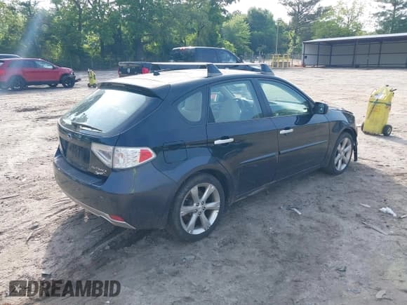 ✅ 2011 Subaru Impreza Outback Special Sports • VIN: JF1GH6D68BH829191 • Lot: 42220481. Wystawiony na IAAI z przebiegiem 178 888 mil. Bezpłatny archiwum sprzedaży aukcyjnych z USA i szczegółowy raport historii pojazdu na DreamBid. Zdjęcie 4.
