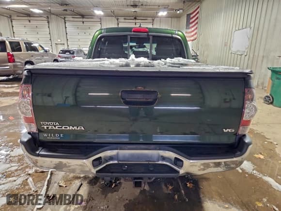 ✅ 2012 Toyota Tacoma • VIN: 3TMLU4EN9CM082521 • Lot: 95432595. Listed on Copart with 144,360 mi. Free auction sales archive from the USA and detailed vehicle history report at DreamBid. Image 6.