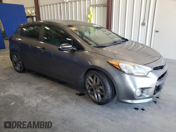 ✅ 2016 Kia Forte SX • VIN: KNAFZ5A36G5632369 • Lot: 84936035. Listed on Copart with 83,099 mi. Free auction sales archive from the USA and detailed vehicle history report at DreamBid. Image 4.