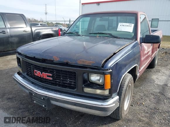 ✅ 1996 GMC Sierra 1500 • VIN: 1GTEC14W4TZ537164 • Лот: 43832032. Опубликован ранее на IAAI с пробегом 222 773 миль. Бесплатный доступ к архиву аукционных продаж из США и подробный отчёт об истории автомобиля на DreamBid. Изображение 17.