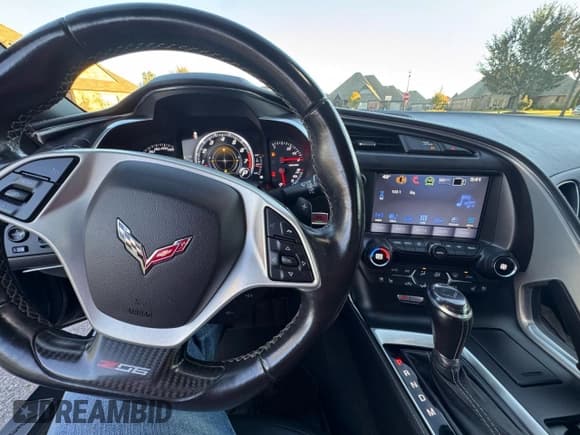 ✅ 2017 Chevrolet Corvette Z06 2LZ • VIN: 1G1YS2D66H5602836 • Lot: 92536295. Listed on Copart with 38,000 mi. Free auction sales archive from the USA and detailed vehicle history report at DreamBid. Image 9.