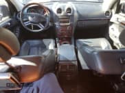 ✅ 2012 Mercedes-Benz GL 550 • VIN: 4JGBF8GE8CA784851 • Lot: 91531335. Wystawiony na Copart z przebiegiem 133 139 mil. Bezpłatny archiwum sprzedaży aukcyjnych z USA i szczegółowy raport historii pojazdu na DreamBid. Zdjęcie 8.