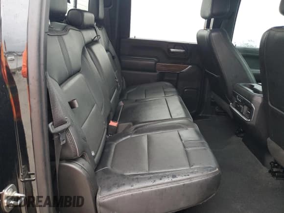 ✅ 2020 Chevrolet Silverado 2500HD High Country • VIN: 1GC4YREY0LF313628 • Лот: 82348425. Опубликован ранее на Copart с пробегом 84 165 миль. Бесплатный доступ к архиву аукционных продаж из США и подробный отчёт об истории автомобиля на DreamBid. Изображение 10.