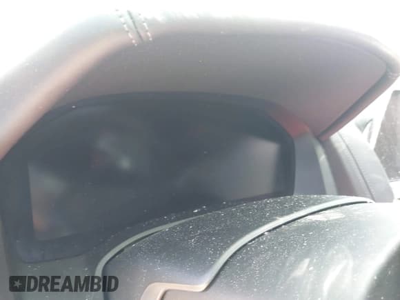 ✅ 2021 BMW M8 Competition • VIN: WBSGV0C05MCF88621 • Lot: 42218093. Listed on IAAI with Not provided. Free auction sales archive from the USA and detailed vehicle history report at DreamBid. Image 7.