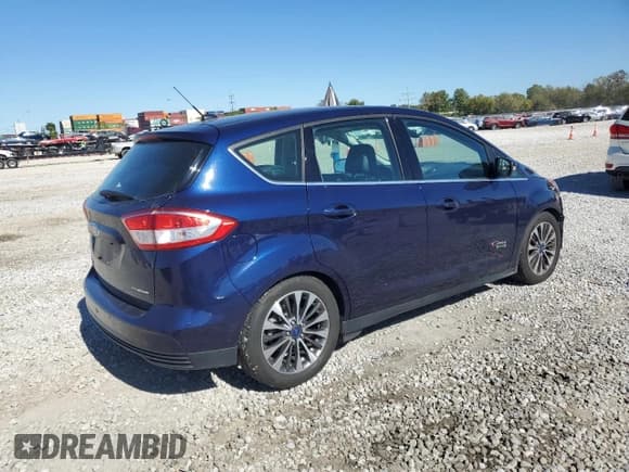 ✅ 2017 Ford C-Max Titanium • VIN: 1FADP5FU2HL106888 • Лот: 86999055. Опубликован ранее на Copart с пробегом 67 723 миль. Бесплатный доступ к архиву аукционных продаж из США и подробный отчёт об истории автомобиля на DreamBid. Изображение 3.