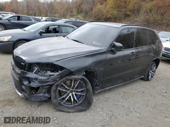 ✅ 2018 BMW X5 M • VIN: 5YMKT6C51J0Y83383 • Lot: 78119484. Wystawiony na Copart z przebiegiem 99 049 mil. Bezpłatny archiwum sprzedaży aukcyjnych z USA i szczegółowy raport historii pojazdu na DreamBid. Zdjęcie 1.
