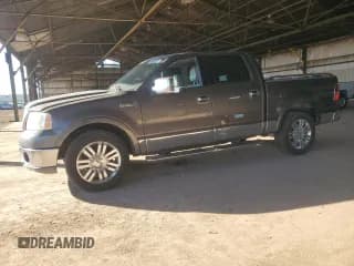 ✅ 2007 Lincoln Mark LT • VIN: 5LTPW16597FJ08451 • Lot: 91655775. Wystawiony na Copart z przebiegiem 137 004 mil. Bezpłatny archiwum sprzedaży aukcyjnych z USA i szczegółowy raport historii pojazdu na DreamBid. Zdjęcie 1.