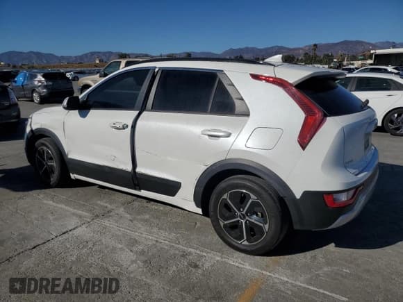 ✅ 2023 Kia Niro EX Touring • VIN: KNDCR3LE5P5087645 • Лот: 71741375. Опубликован ранее на Copart с пробегом 110 788 миль. Бесплатный доступ к архиву аукционных продаж из США и подробный отчёт об истории автомобиля на DreamBid. Изображение 2.