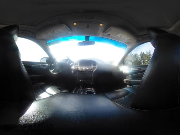 ✅ 2015 Nissan Pathfinder Platinum • VIN: 5N1AR2MM2FC607166 • Lot: 42532590. Listed on IAAI with 158,322 mi. Free auction sales archive from the USA and detailed vehicle history report at DreamBid. Image 19.