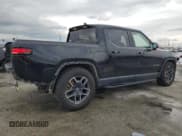 ✅ 2022 Rivian R1T Launch Edition • VIN: 7FCTGAAL4NN003172 • Lot: 48696325. Wystawiony na Copart z przebiegiem 38 663 mil. Bezpłatny archiwum sprzedaży aukcyjnych z USA i szczegółowy raport historii pojazdu na DreamBid. Zdjęcie 3.