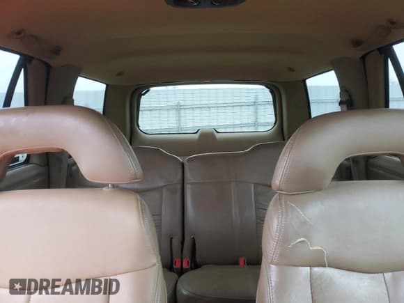 ✅ 1997 Chevrolet Blazer LT • VIN: 1GNDT13W4V2254280 • Lot: 44920175. Wystawiony na Copart z przebiegiem 151 725 mil. Bezpłatny archiwum sprzedaży aukcyjnych z USA i szczegółowy raport historii pojazdu na DreamBid. Zdjęcie 10.