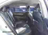 2022 Toyota Camry SE z VIN 4T1G11AKXNU712139, wystawiony jako IAAI lot #43506666 z przebiegiem 13 941 mil mil oraz . Historia ofert i sprzedaży dostępna na DreamBid. Obrazek 8.