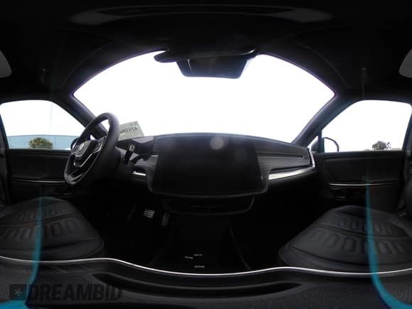 ✅ 2023 Rivian R1T Adventure • VIN: 7FCTGBAA5PN027763 • Lot: 42618685. Listed on IAAI with 21,985 mi. Free auction sales archive from the USA and detailed vehicle history report at DreamBid. Image 22.