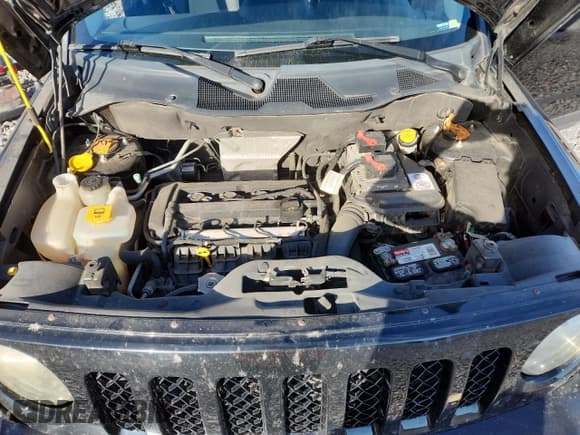 ✅ 2014 Jeep Patriot Sport • VIN: 1C4NJPBA8ED850511 • Лот: 91376225. Опубликован ранее на Copart с пробегом 133 354 миль. Бесплатный доступ к архиву аукционных продаж из США и подробный отчёт об истории автомобиля на DreamBid. Изображение 12.