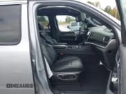 ✅ 2022 Jeep Wagoneer Series II • VIN: 1C4SJVBT6NS158090 • Lot: 43396125. Listed on IAAI with 36,740 mi. Free auction sales archive from the USA and detailed vehicle history report at DreamBid. Image 5.