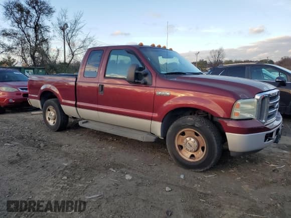 ✅ 2007 Ford F-250 XL • VIN: 1FTNX20567EA06262 • Lot: 80121844. Wystawiony na Copart z przebiegiem 113 572 mil. Bezpłatny archiwum sprzedaży aukcyjnych z USA i szczegółowy raport historii pojazdu na DreamBid. Zdjęcie 4.