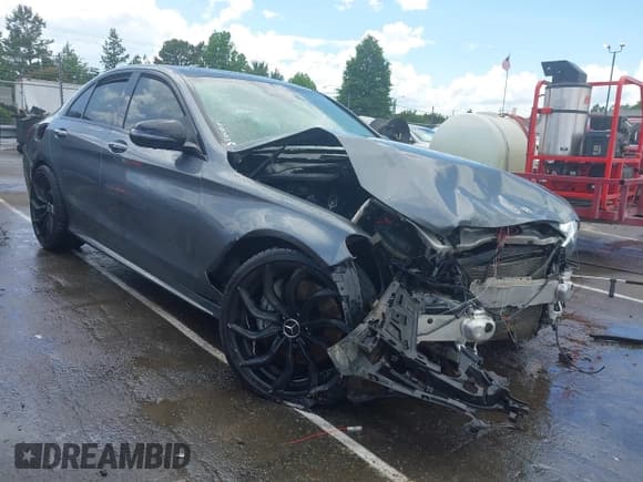 ✅ 2019 Mercedes-Benz C 43 AMG • VIN: 55SWF6EB9KU292191 • Lot: 42231741. Listed on IAAI with 80,572 mi. Free auction sales archive from the USA and detailed vehicle history report at DreamBid. Image 1.